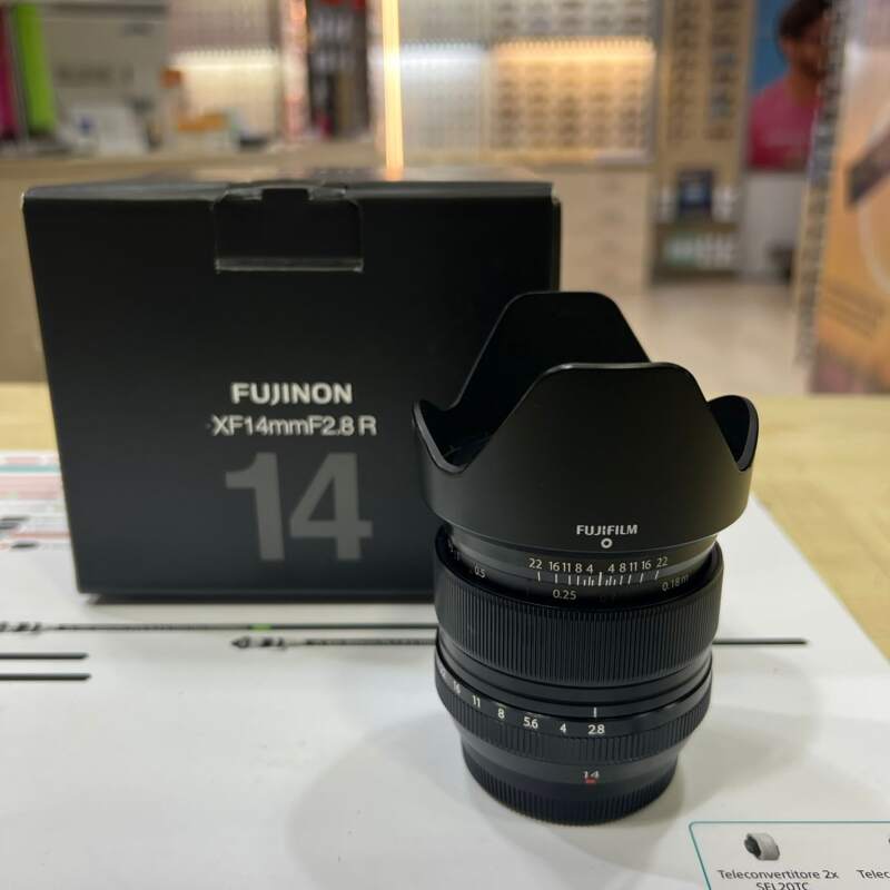 Fujifilm XF 14mm f/2.8 - Usato