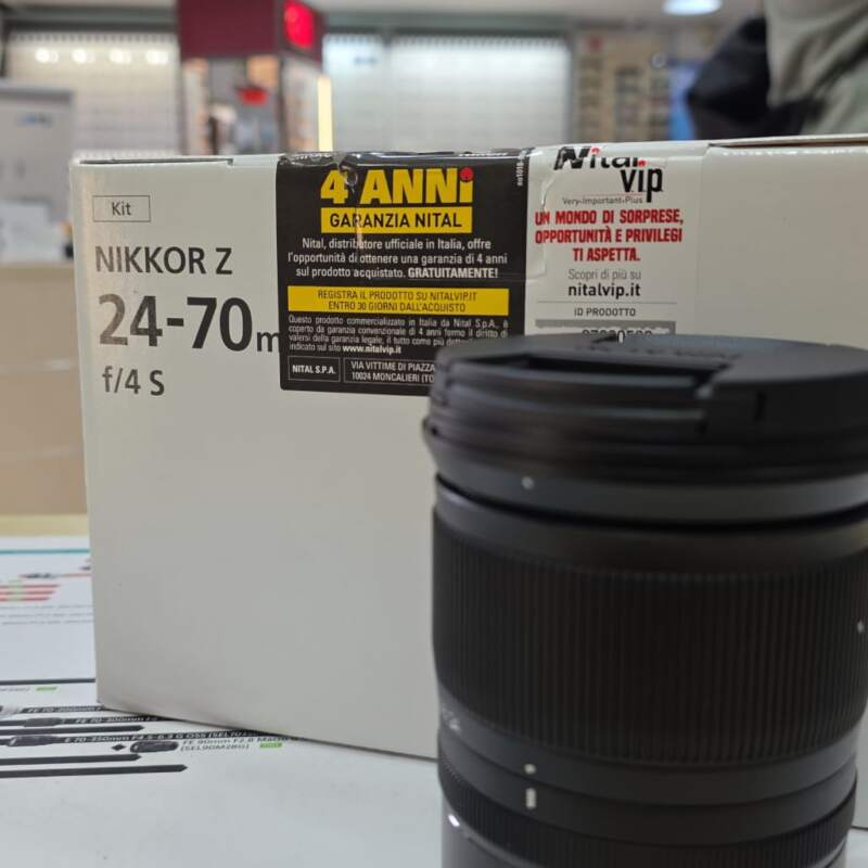 Nikon Z 24-70mm f4 - Usato