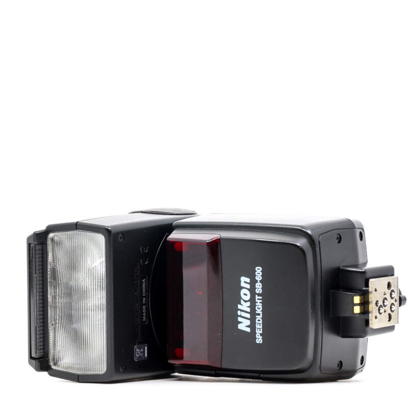 Nikon SB600